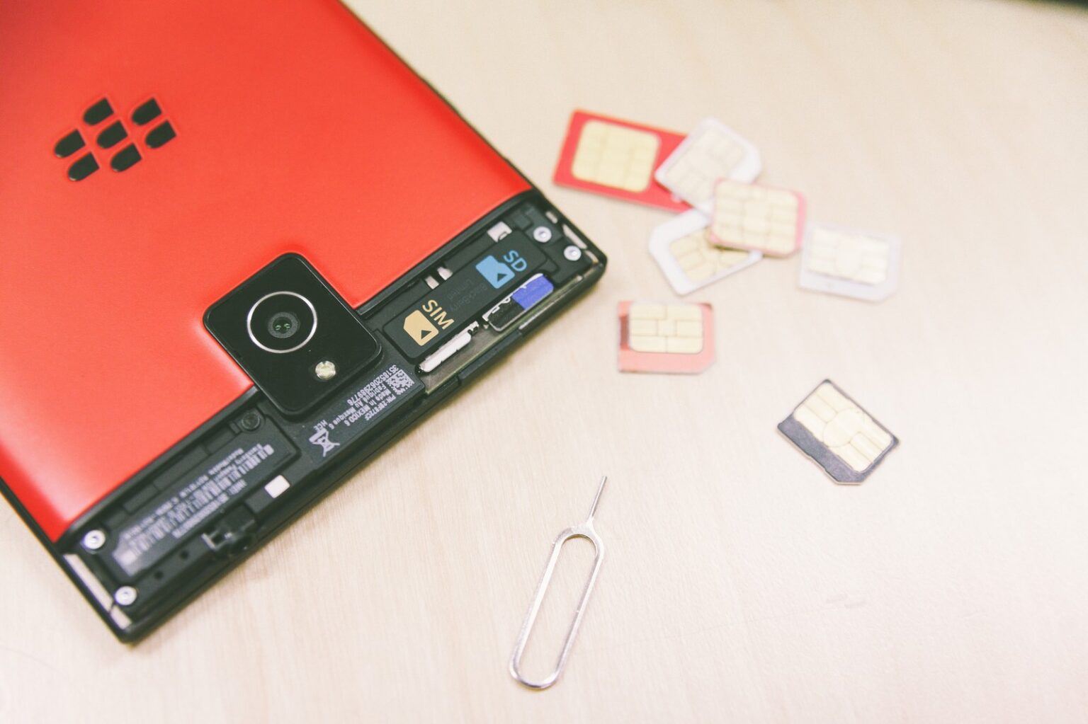 楽天モバイルはSIMカードの返却に注意!ルールと手順を確認しよう クラスール 格安sim 楽天モバイルはSIMカードの返却に注意!ルールと手順を確認しよう クラスール 格安sim