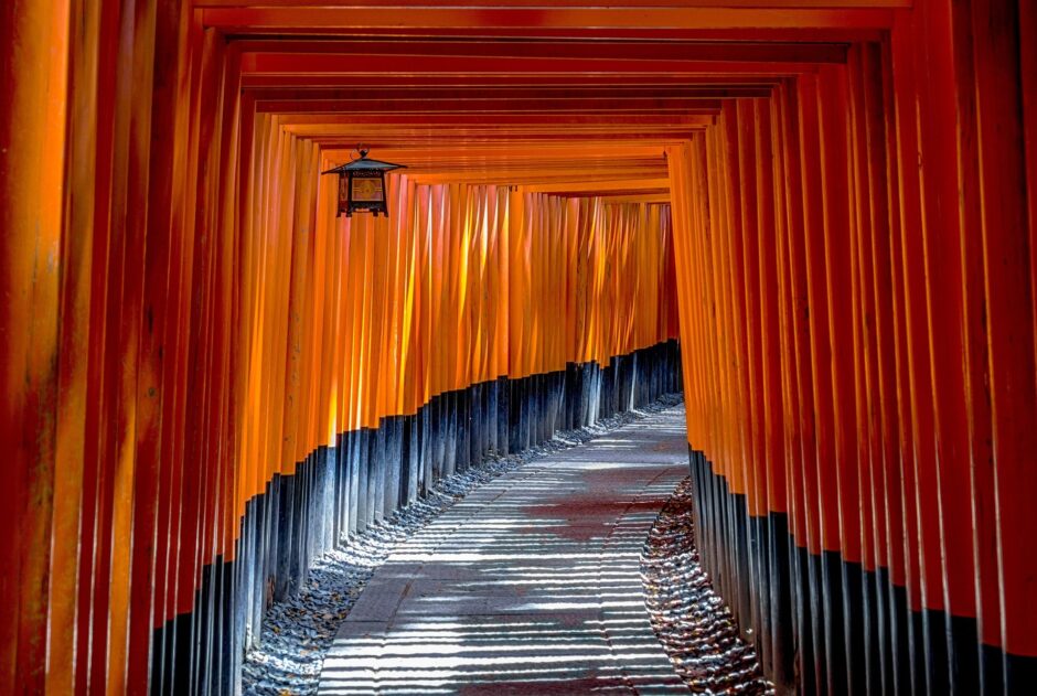 fushimi inari shrine gb44094ab2 1920 940x631 - 東京でお祓いができる神社は？おすすめの神社8選！