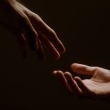 ソウルメイトを見分けるには目が大事！？運命の人と出会う技
