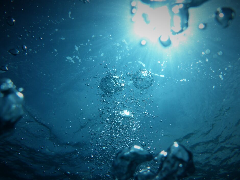 夢占いにおける「水浸し」の意味と心理って? jong marshes 79mNMAvSORg unsplash 940x705 - 夢占いにおける「水浸し」の意味と心理って?