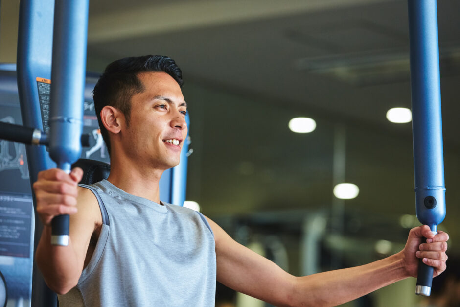 pixta 37618509 M 1 940x627 - 【2022年最新版】神戸でダイエットや筋トレにおすすめの"安い"スポーツジム、フィットネス、パーソナルトレーニング、ヨガ、キックボクシング等10選(24時間営業・プール付き・女性専用・無料体験あり)