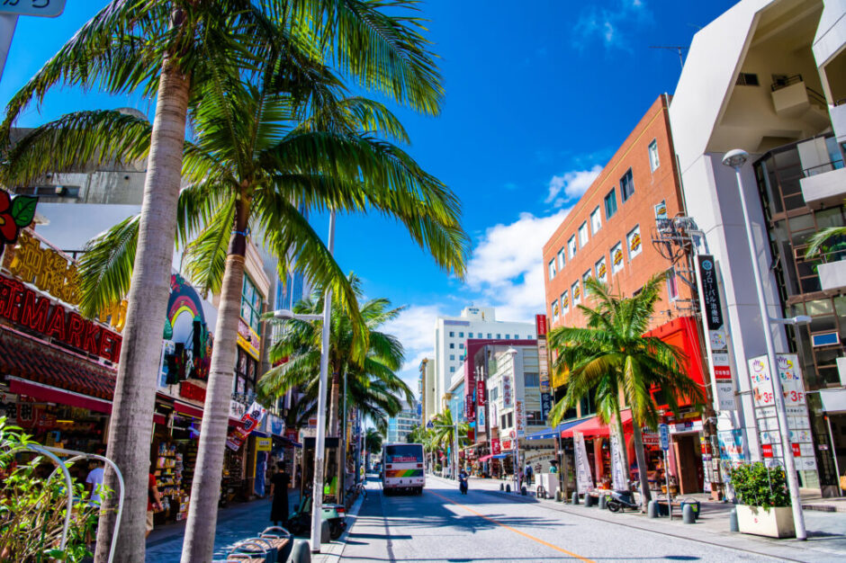 pixta 45693446 M 1024x682 1 1 940x626 - 【2022年最新版】那覇でダイエットや筋トレにおすすめの"安い"スポーツジム、フィットネス、パーソナルトレーニング、ヨガ、キックボクシング等12選(24時間営業・プール付き・女性専用・無料体験あり)