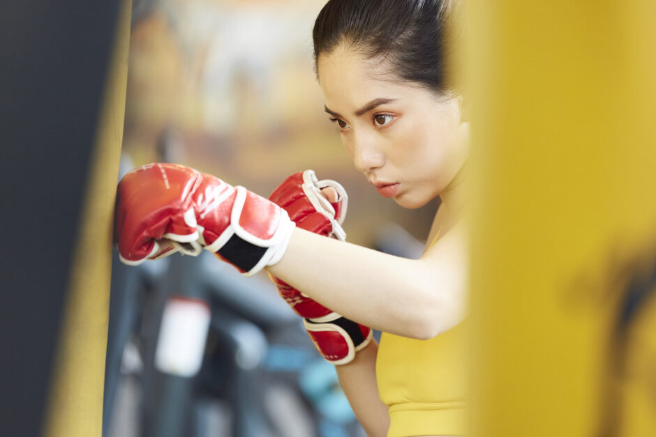 pixta 47506674 M 940x627 - 【2022年最新版】高松でダイエットや筋トレにおすすめの"安い"スポーツジム、フィットネス、パーソナルトレーニング、ヨガ、キックボクシング等10選(24時間営業・プール付き・女性専用・無料体験あり)