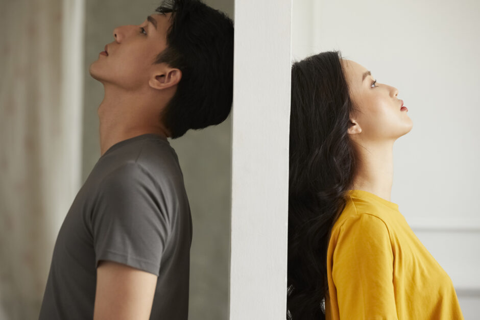 pixta 58304546 M 940x627 - 信用しない方が良い人とは？見分け方と信用される人になる為の方法